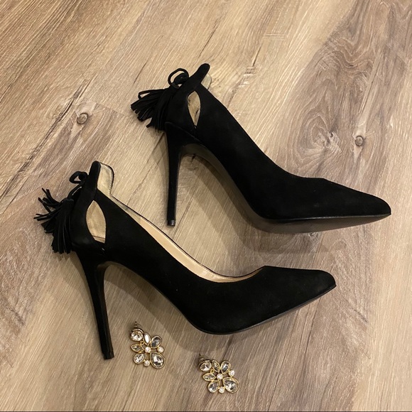 Nine West Shoes - Nine West suede pumps size 7 EUC